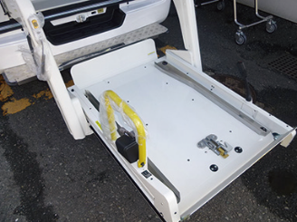 感染症患者隔離搬送車